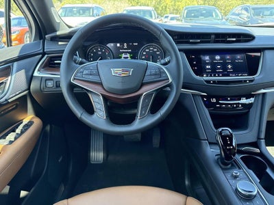 2026 Cadillac XT5 Premium Luxury