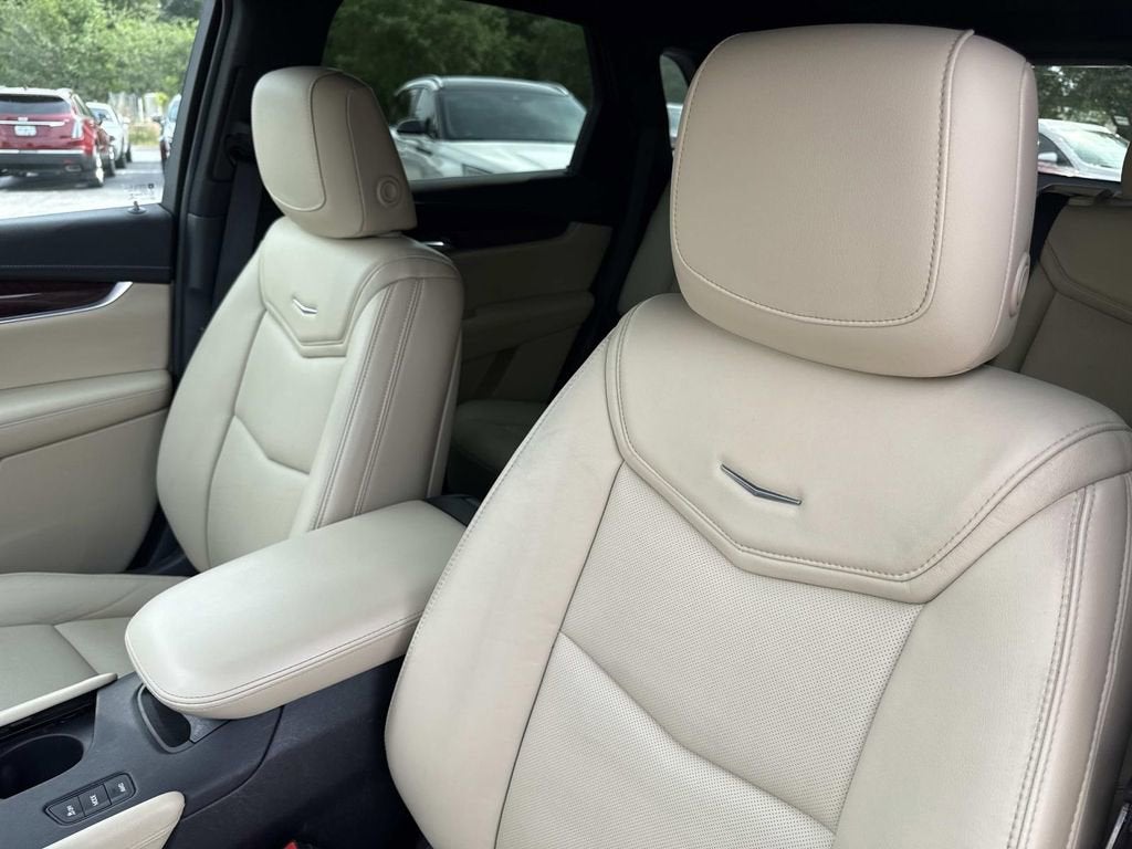 2018 Cadillac XT5 Luxury AWD