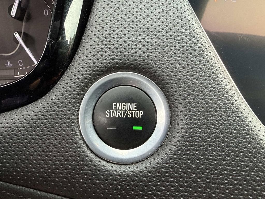 2018 Cadillac XT5 Luxury AWD