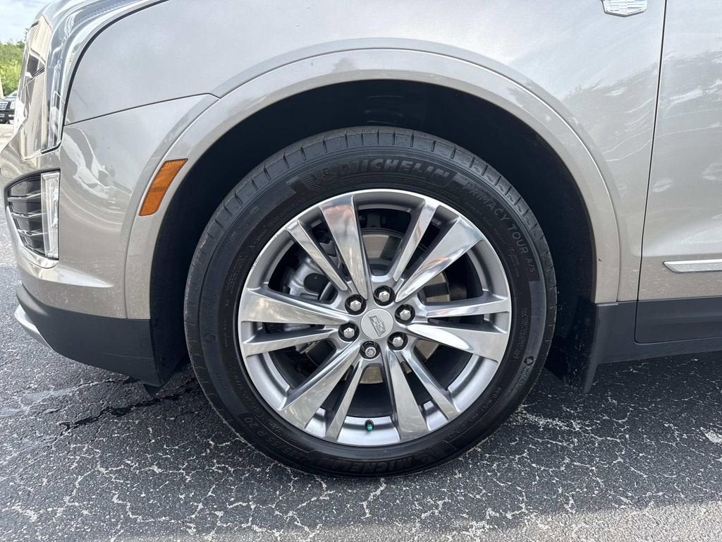 2023 Cadillac XT5 Premium Luxury
