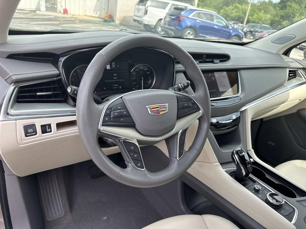 2023 Cadillac XT5 Premium Luxury