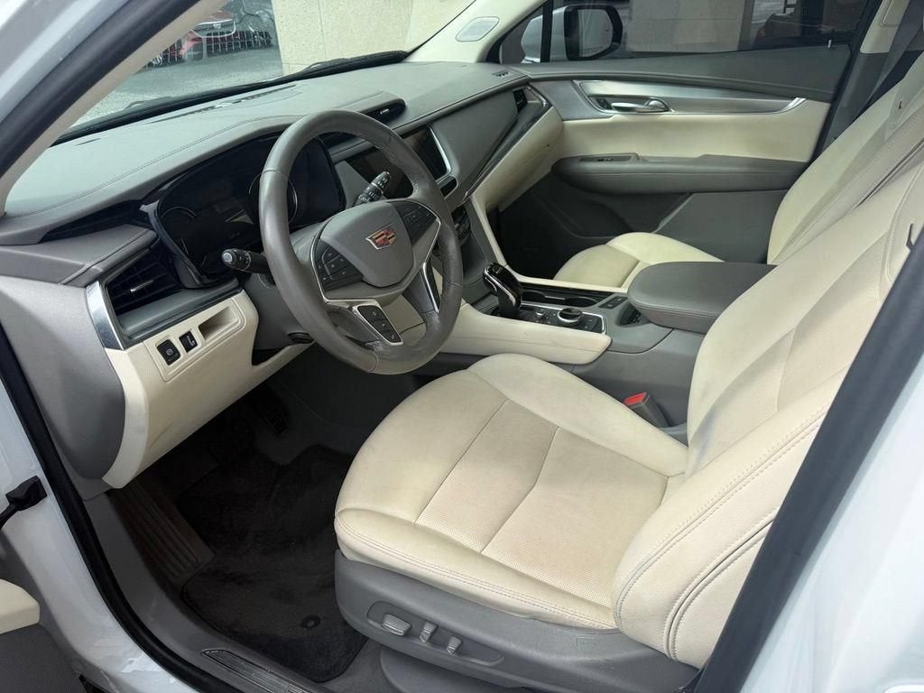 2022 Cadillac XT5 AWD Premium Luxury