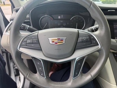 2022 Cadillac XT5 AWD Premium Luxury