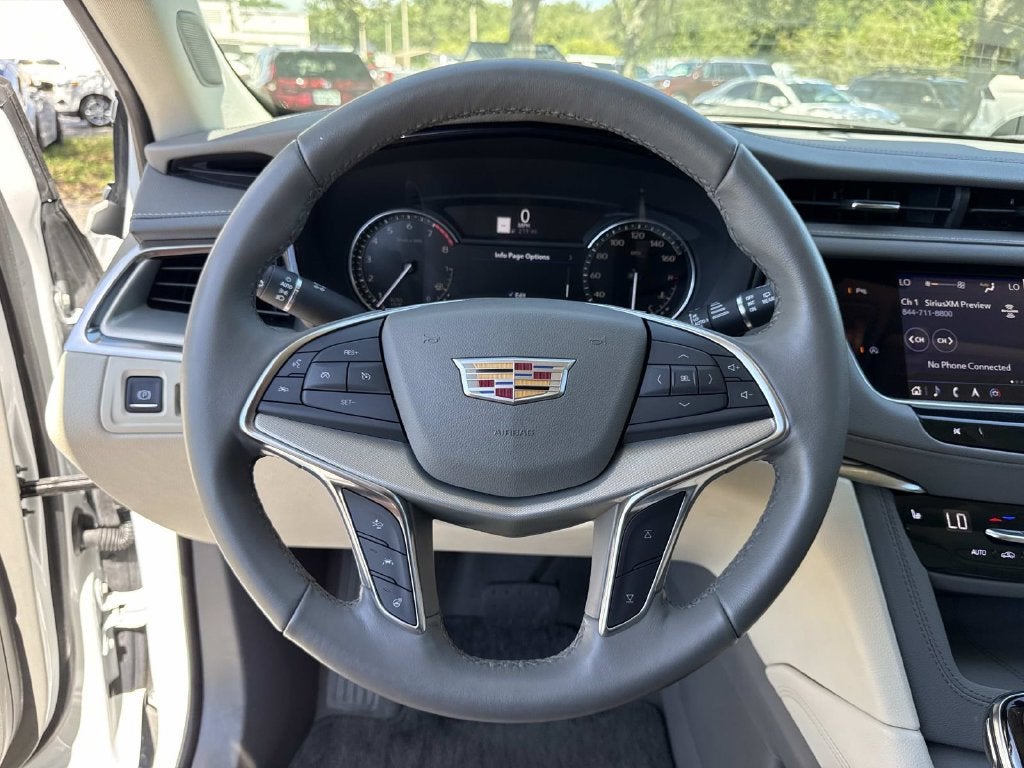 2022 Cadillac XT5 AWD Premium Luxury