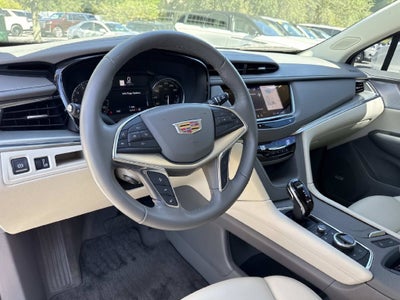 2022 Cadillac XT5 AWD Premium Luxury