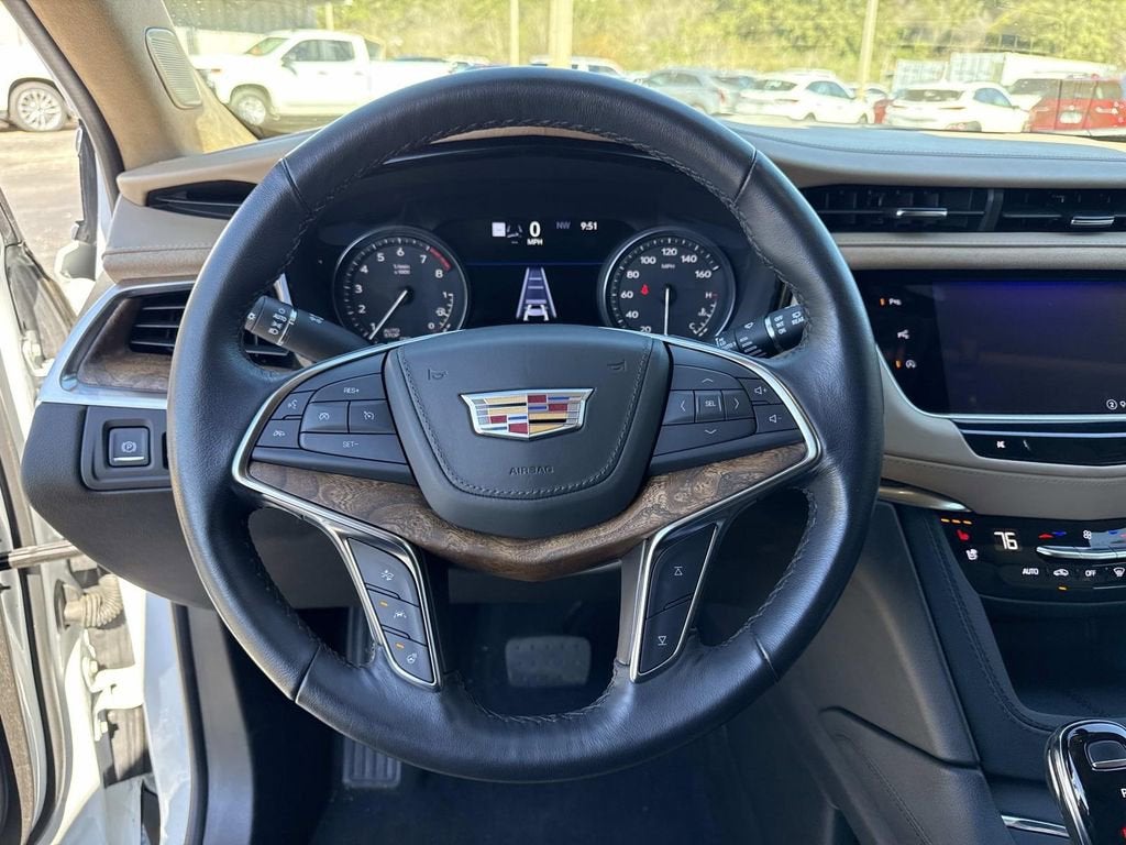 2023 Cadillac XT5 Premium Luxury