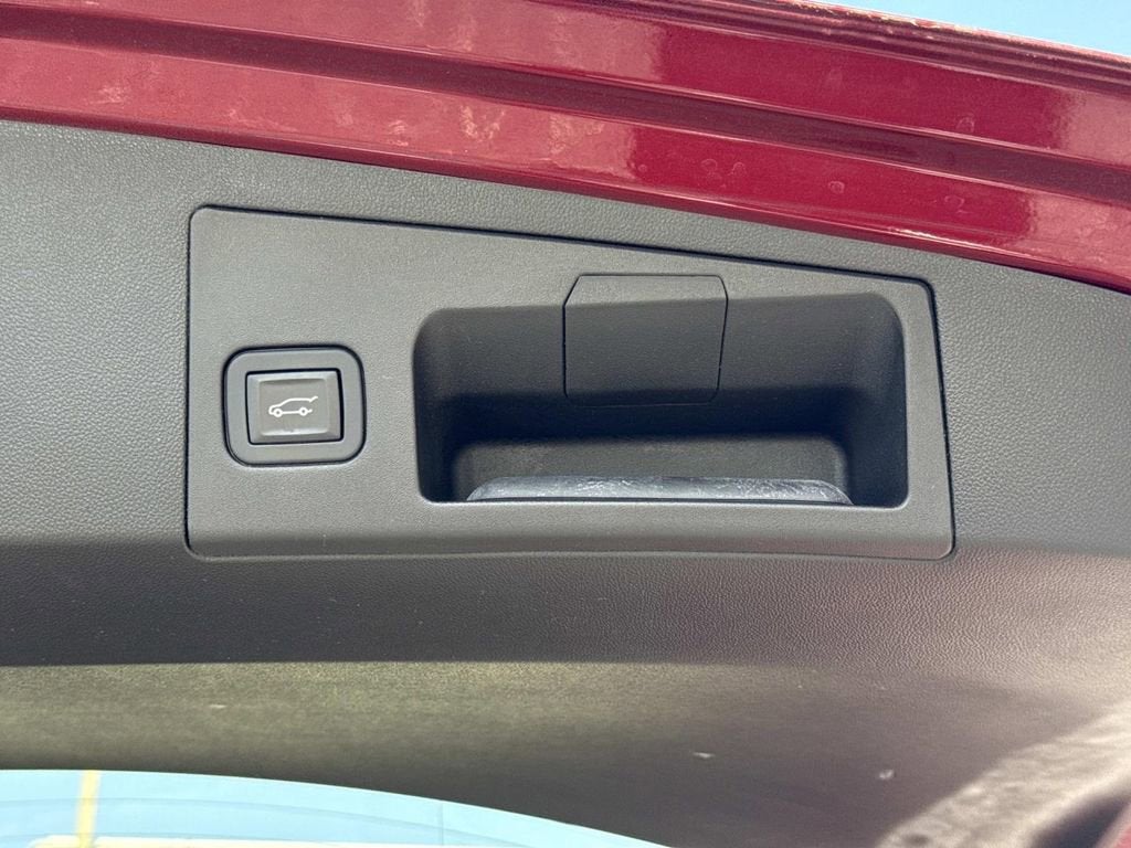 2018 Cadillac XT5 Premium Luxury FWD