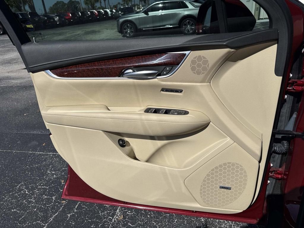 2018 Cadillac XT5 Premium Luxury FWD