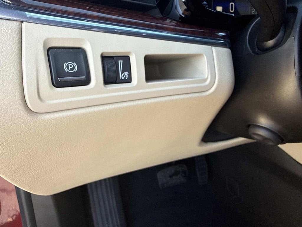 2018 Cadillac XT5 Premium Luxury FWD