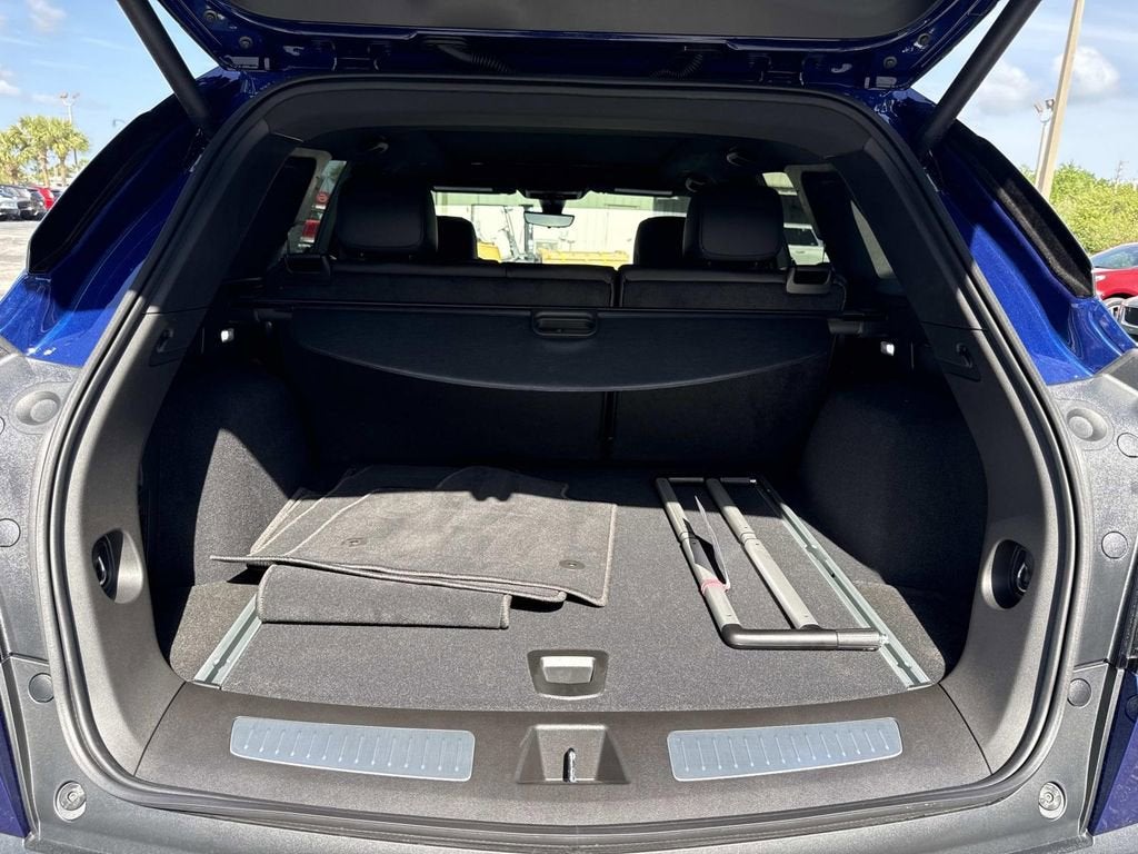 2026 Cadillac XT5 Sport