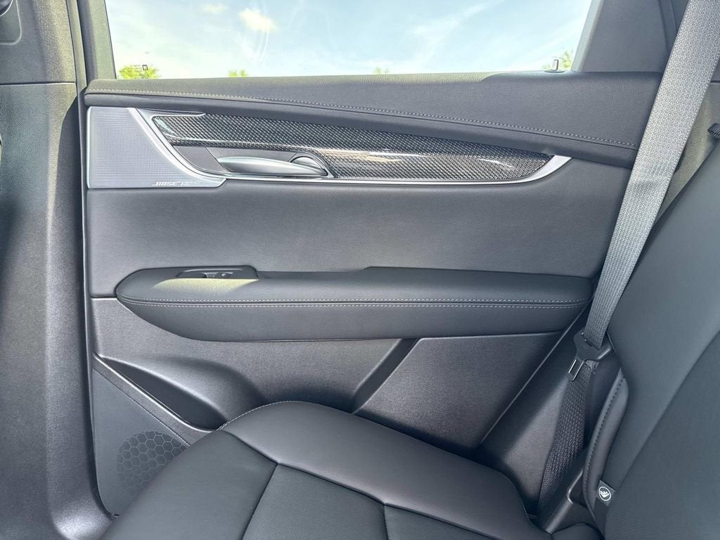 2026 Cadillac XT5 Sport
