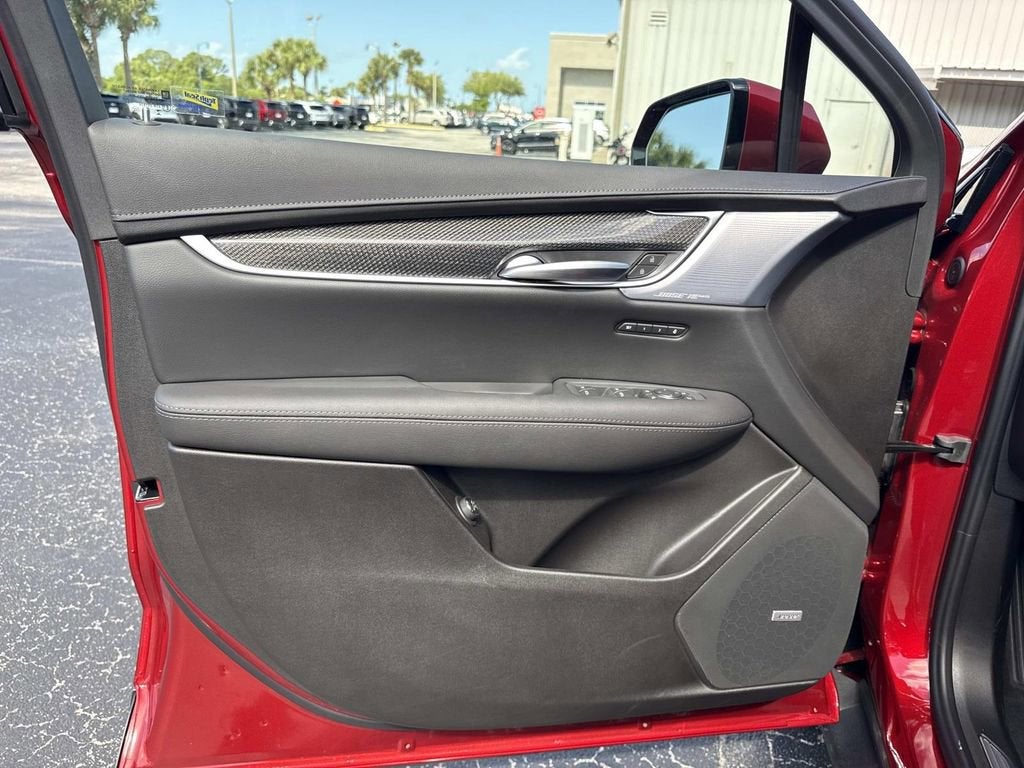 2026 Cadillac XT5 Sport