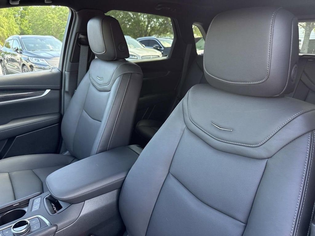 2026 Cadillac XT5 Sport