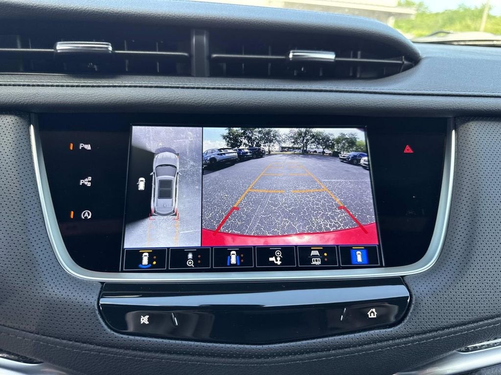 2026 Cadillac XT5 Sport