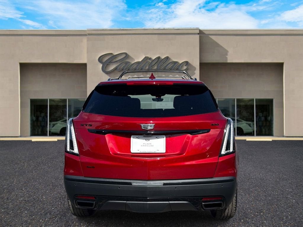 2026 Cadillac XT5 Sport