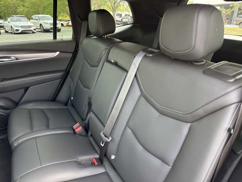 2023 Cadillac XT6 Luxury