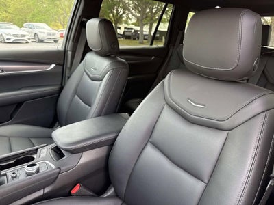 2023 Cadillac XT6 Luxury