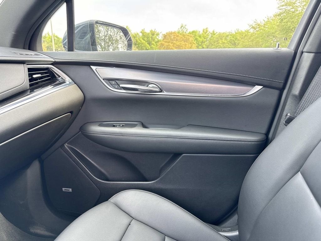 2023 Cadillac XT6 Luxury