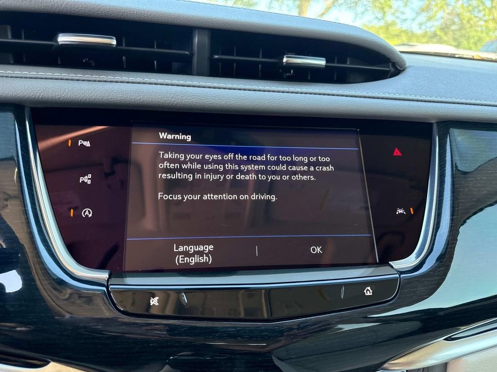 2025 Cadillac XT6 Premium Luxury