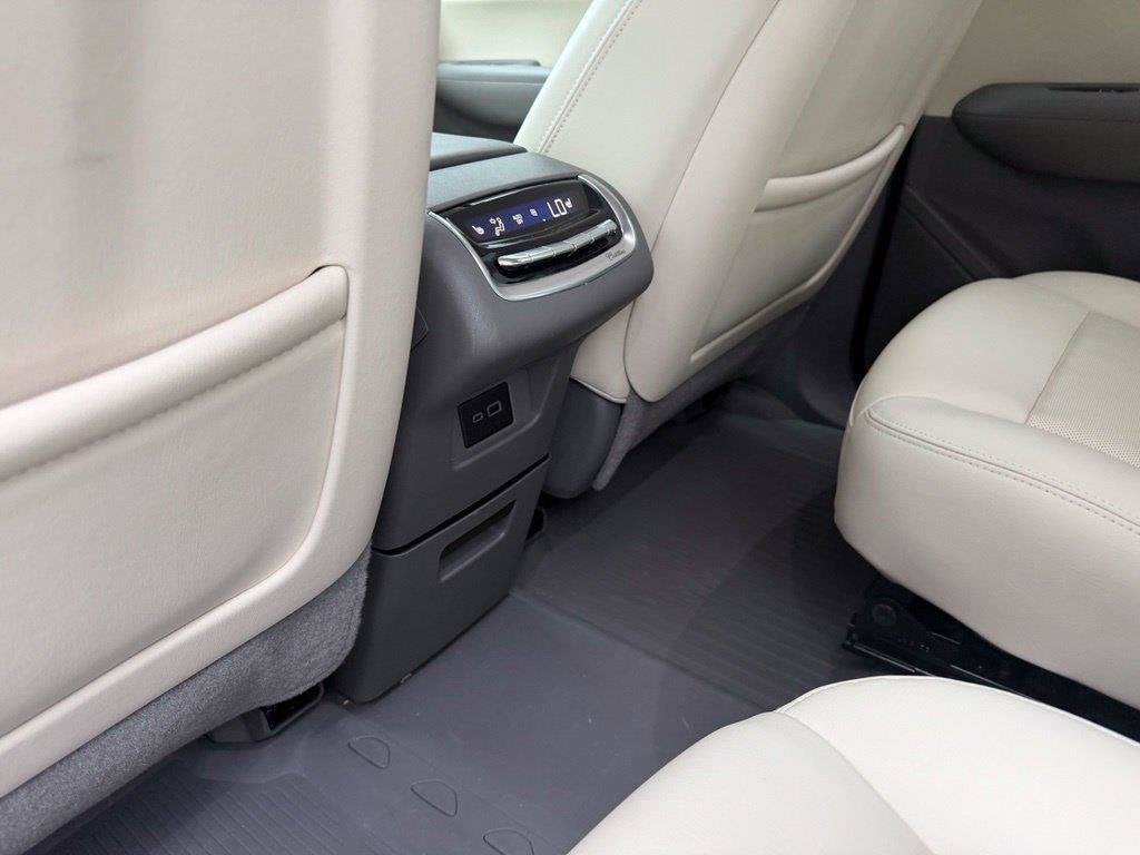 2023 Cadillac XT6 FWD Premium Luxury