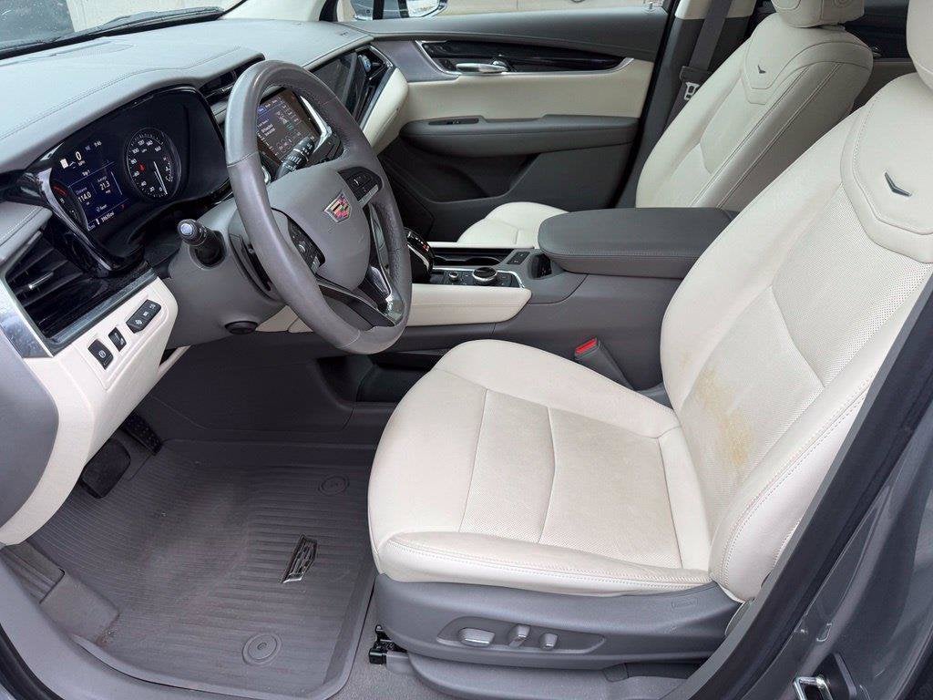 2023 Cadillac XT6 FWD Premium Luxury