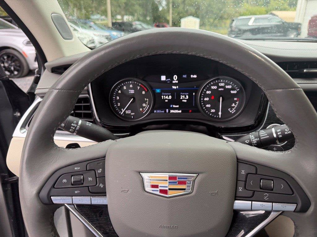 2023 Cadillac XT6 FWD Premium Luxury