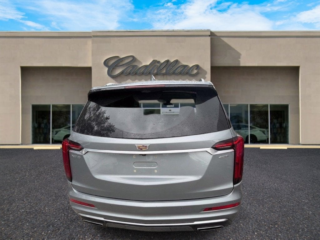 2023 Cadillac XT6 FWD Premium Luxury