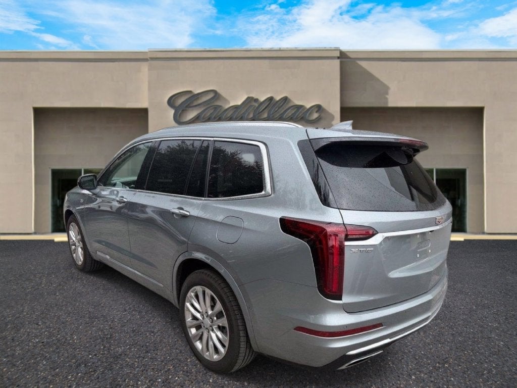 2023 Cadillac XT6 FWD Premium Luxury