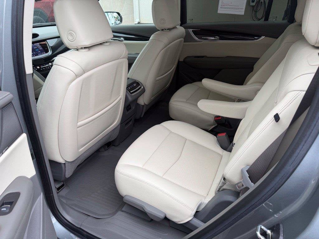 2023 Cadillac XT6 FWD Premium Luxury