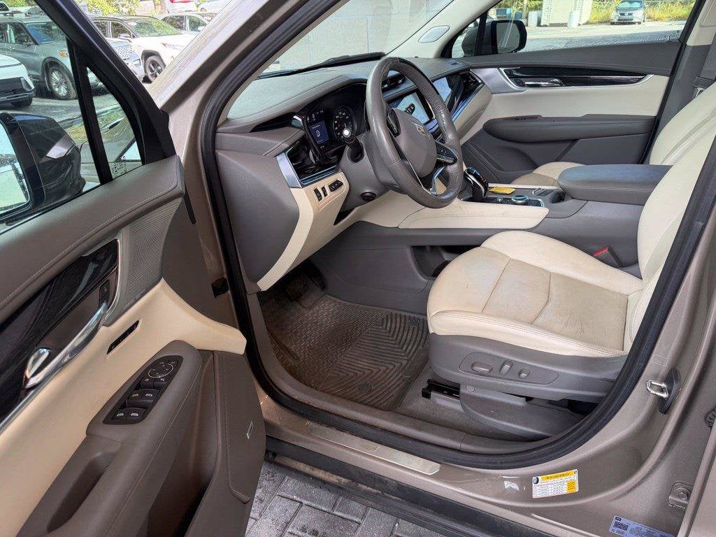 2022 Cadillac XT6 Premium Luxury