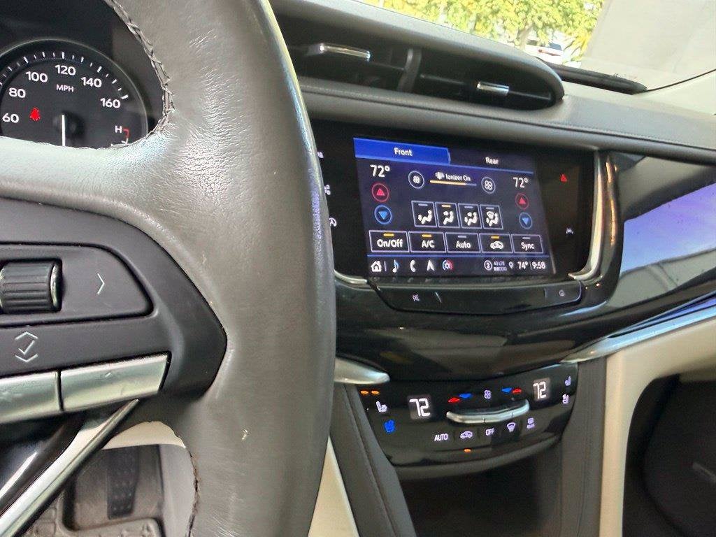 2022 Cadillac XT6 Premium Luxury