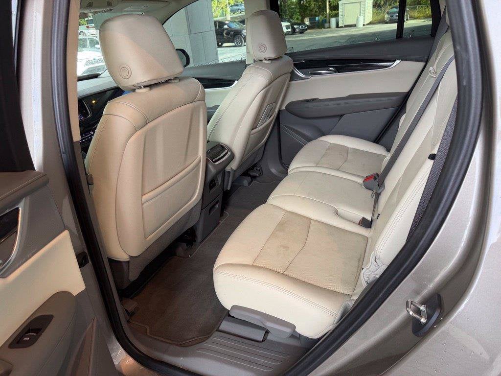 2022 Cadillac XT6 Premium Luxury
