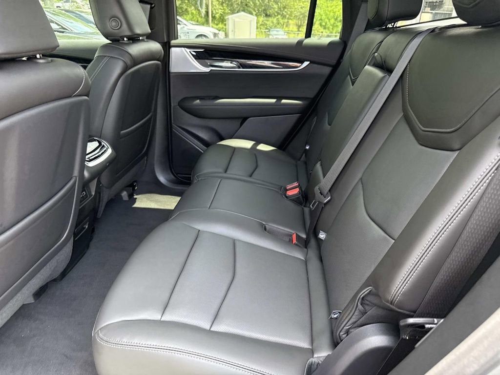 2025 Cadillac XT6 Premium Luxury