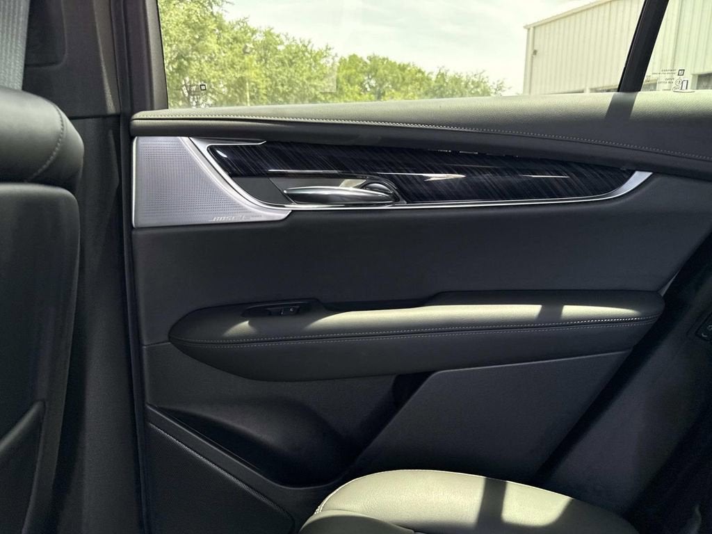 2025 Cadillac XT6 Premium Luxury