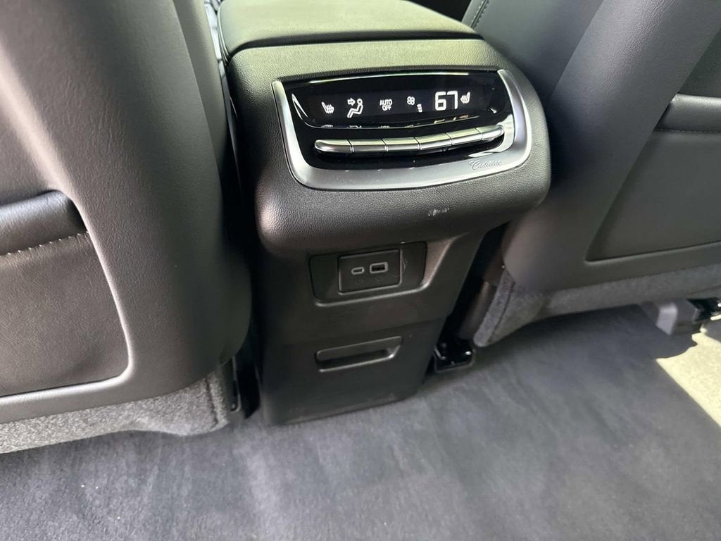 2025 Cadillac XT6 Premium Luxury