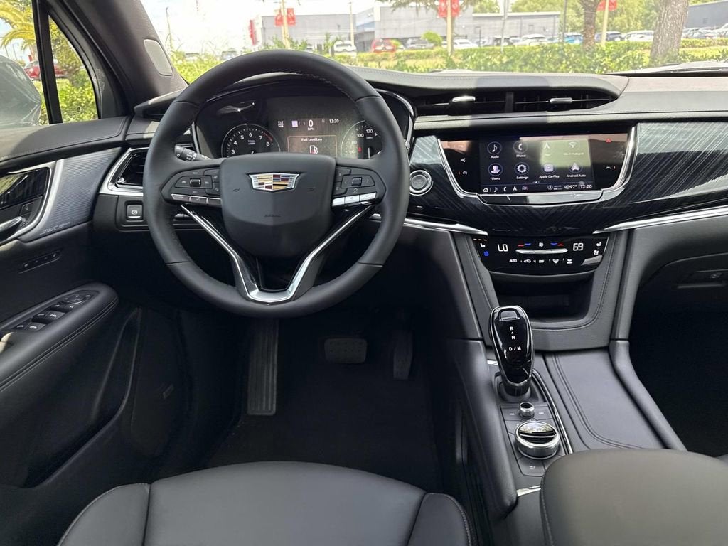 2025 Cadillac XT6 Premium Luxury