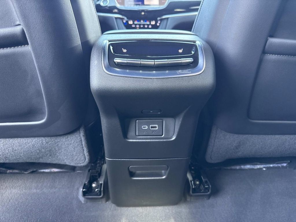 2024 Cadillac XT6 Sport