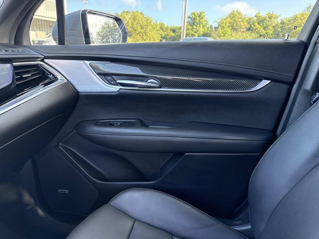 2024 Cadillac XT6 Sport