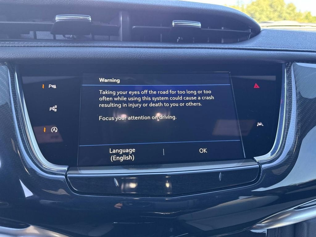 2025 Cadillac XT6 Sport