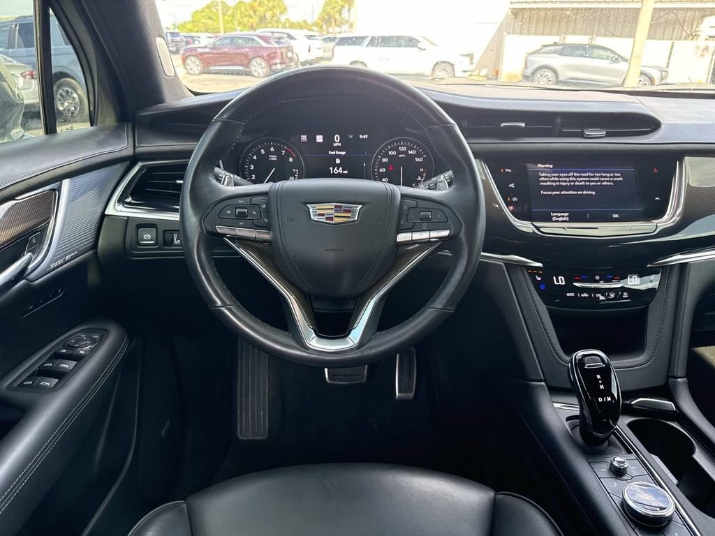 2024 Cadillac XT6 Sport