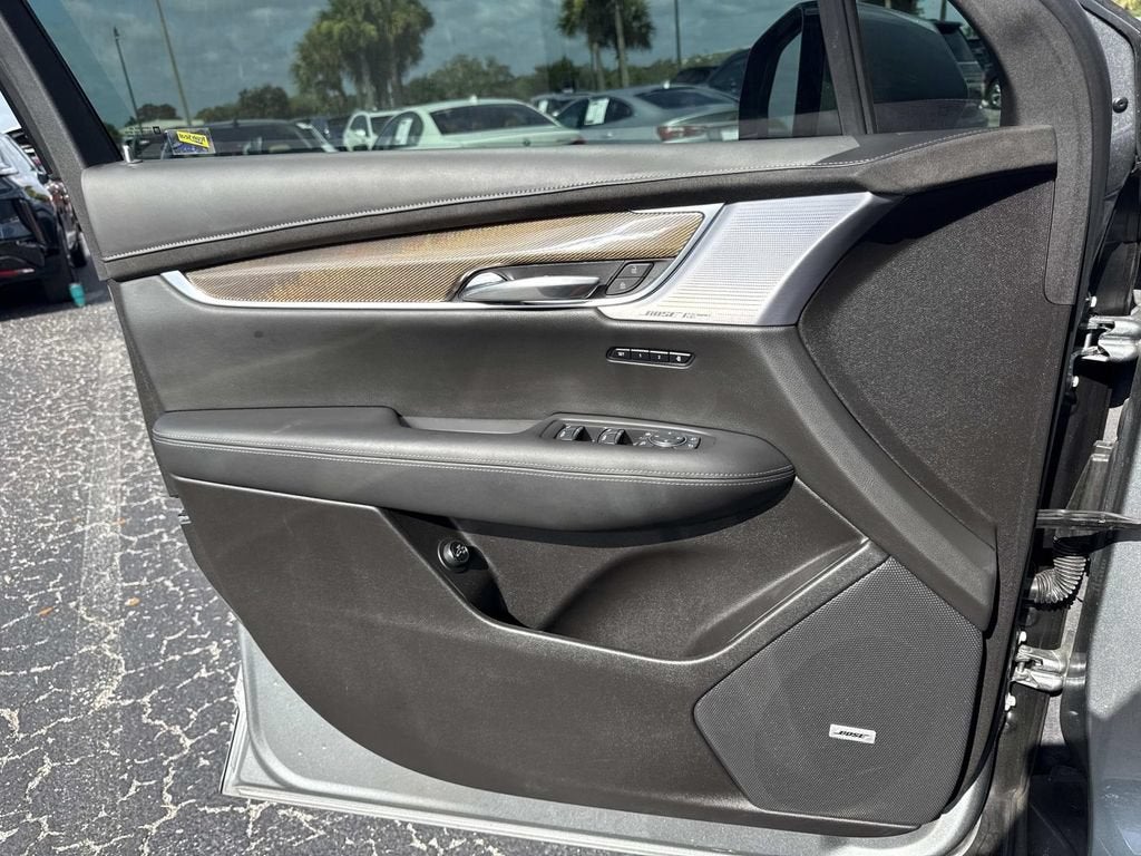 2024 Cadillac XT6 Sport