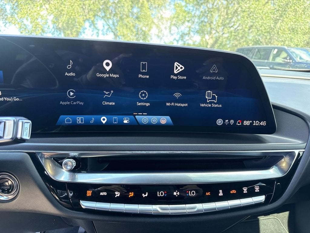 2024 Cadillac LYRIQ Tech