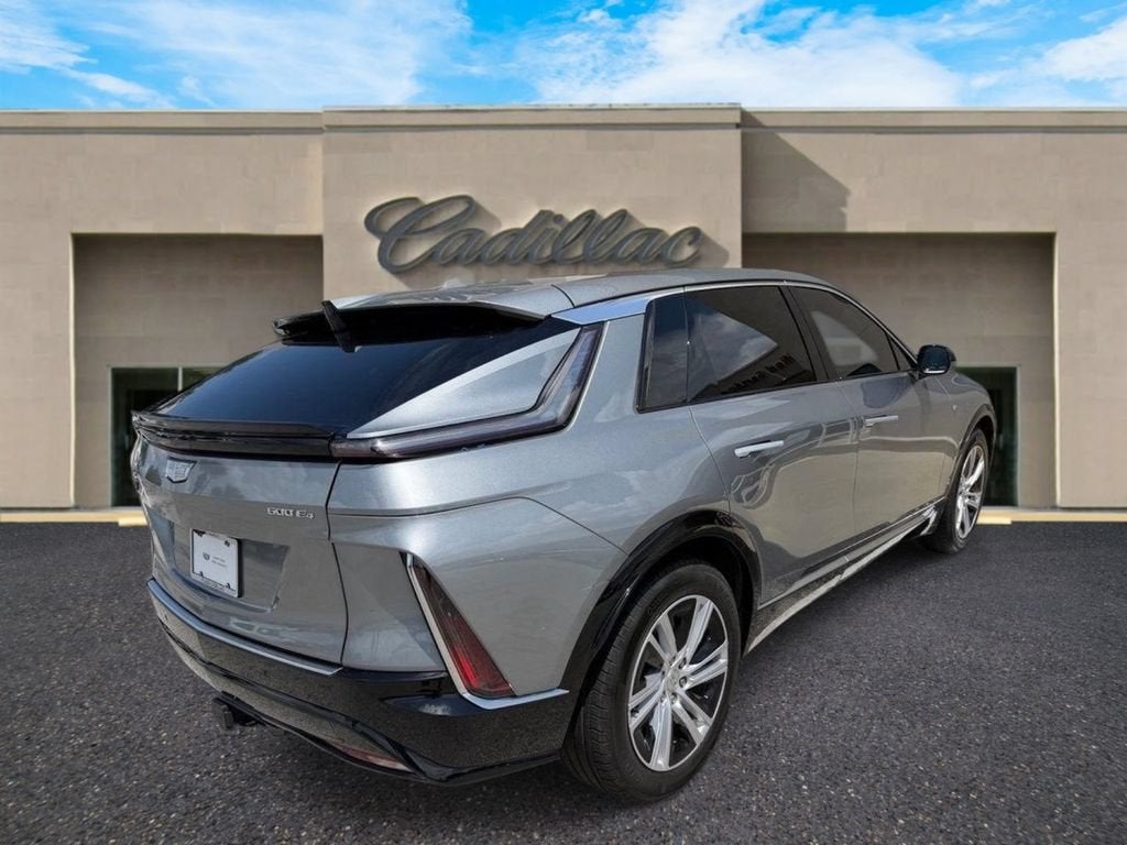 2024 Cadillac LYRIQ Tech