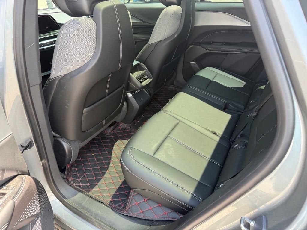 2024 Cadillac LYRIQ Tech