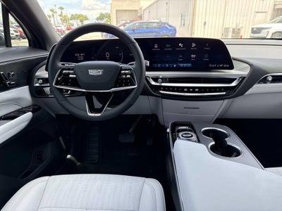 2025 Cadillac LYRIQ Luxury 1
