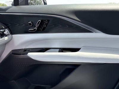 2025 Cadillac LYRIQ Luxury 1