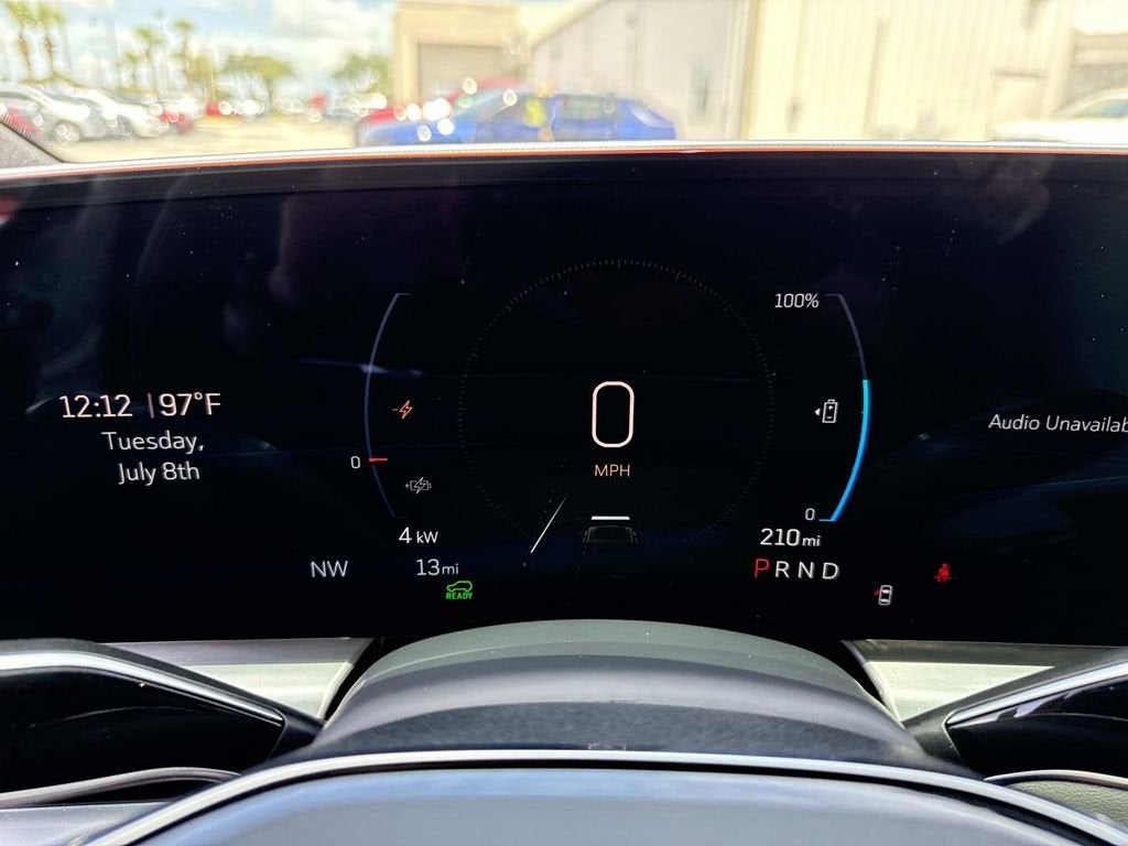 2025 Cadillac LYRIQ Luxury 1