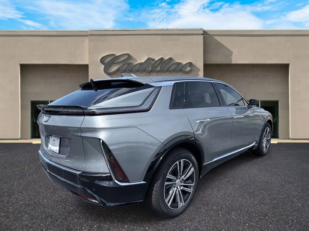 2025 Cadillac LYRIQ Luxury 1