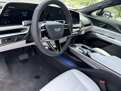 2025 Cadillac LYRIQ Luxury 1