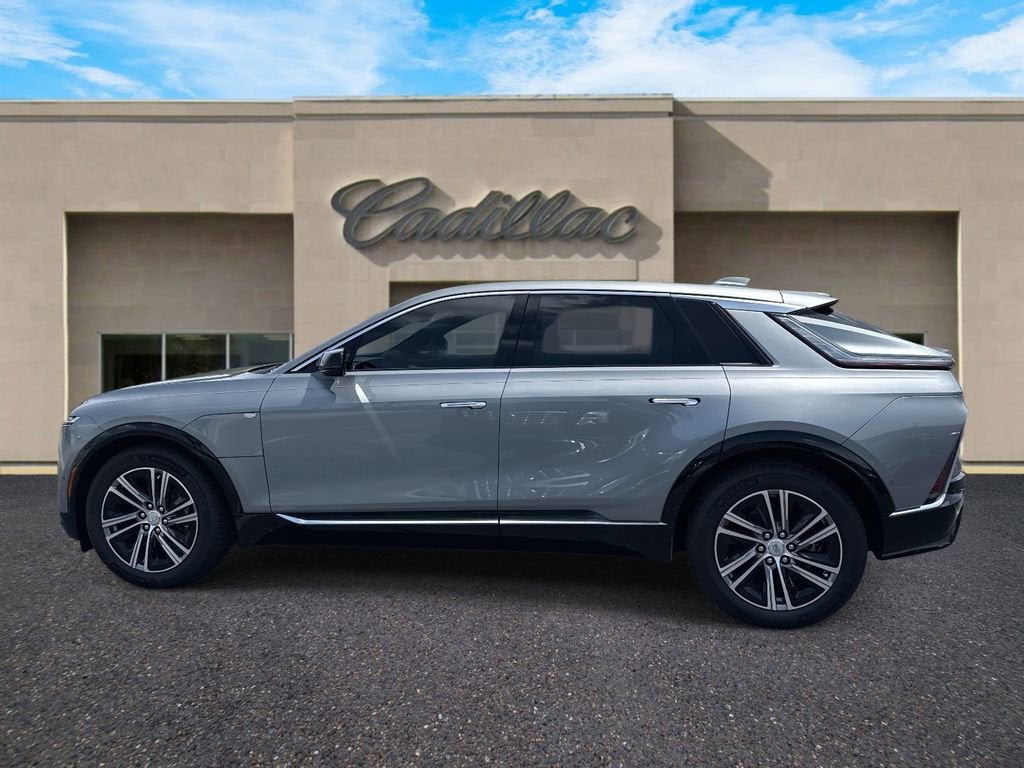 2025 Cadillac LYRIQ Luxury 1